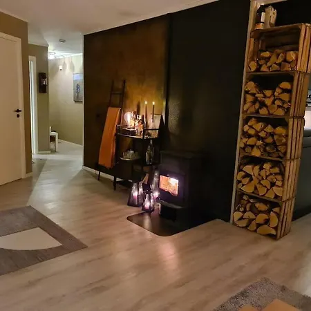 Koselig Og Moderne Leilighet, Meget Sentralt I Med Gratis Parkering!