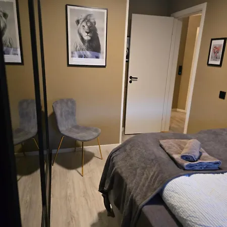 Koselig Og Moderne Leilighet, Meget Sentralt I Med Gratis Parkering! * ナルヴィク