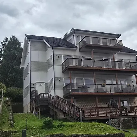 Koselig Og Moderne Leilighet, Meget Sentralt I Med Gratis Parkering! * Narvik