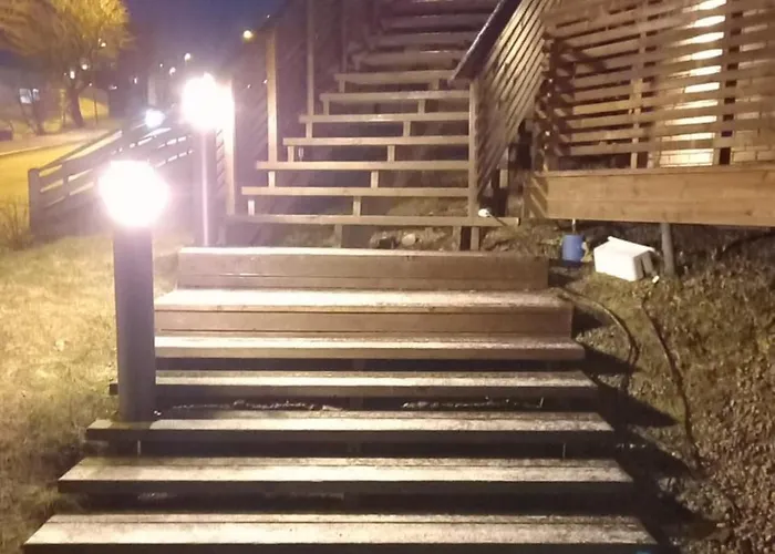 Koselig Og Moderne Leilighet, Meget Sentralt I Med Gratis Parkering! Apartamento Narvik